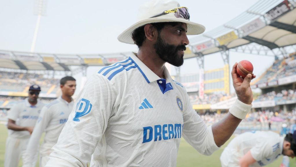 Sanjay Manjrekar Doesn't Hold Back, Slams Ravindra Jadeja for Poor Performance Against England