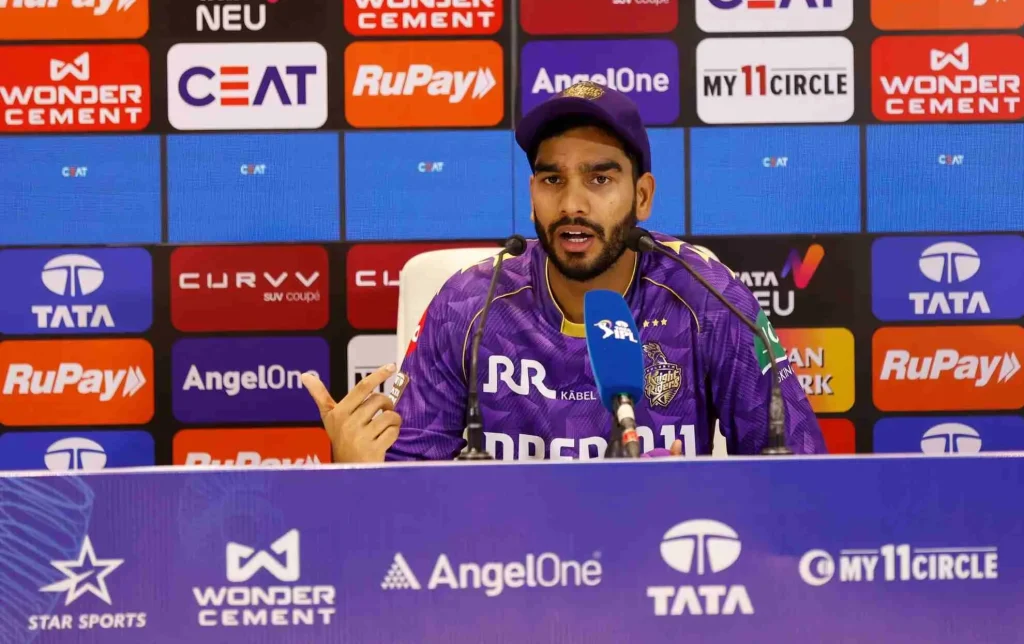 KKR সম্ভবত IPL 2026 এর জন্য SRH এর সাথে ইশান কিশানের জন্য বেঙ্কটেশ আইয়ারকে ট্রেড করবে।